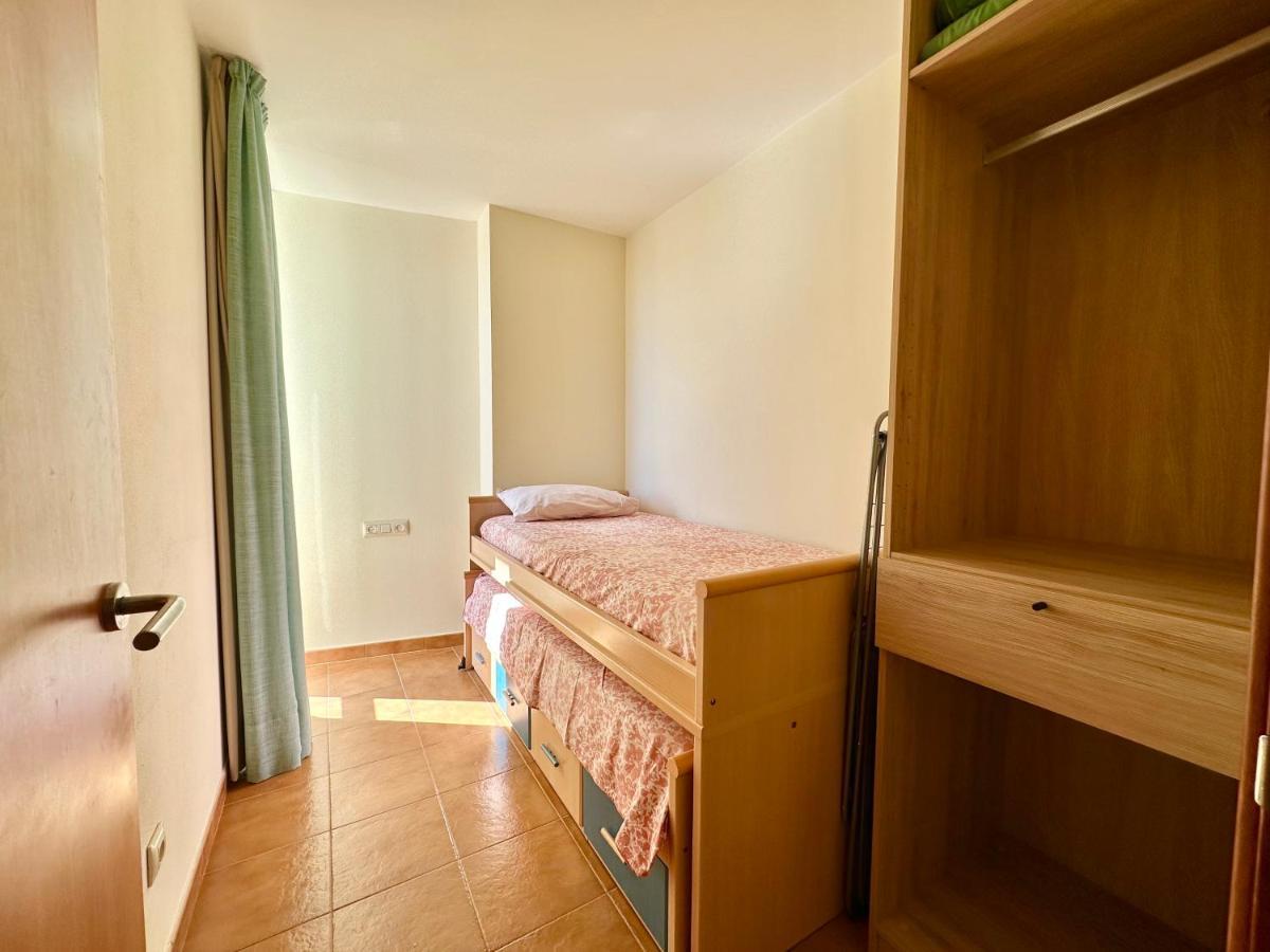 NEW! Apartamento con piscina y balcón a 2 minutos de la playa. WI-FI L'Estartit Exterior foto